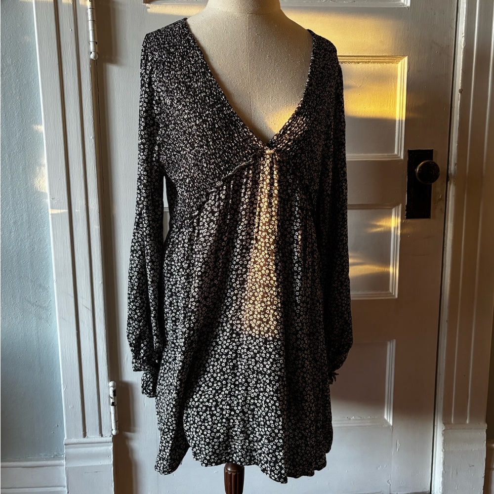 wild fable Black and White Long Sleeve Floral Mini Dress